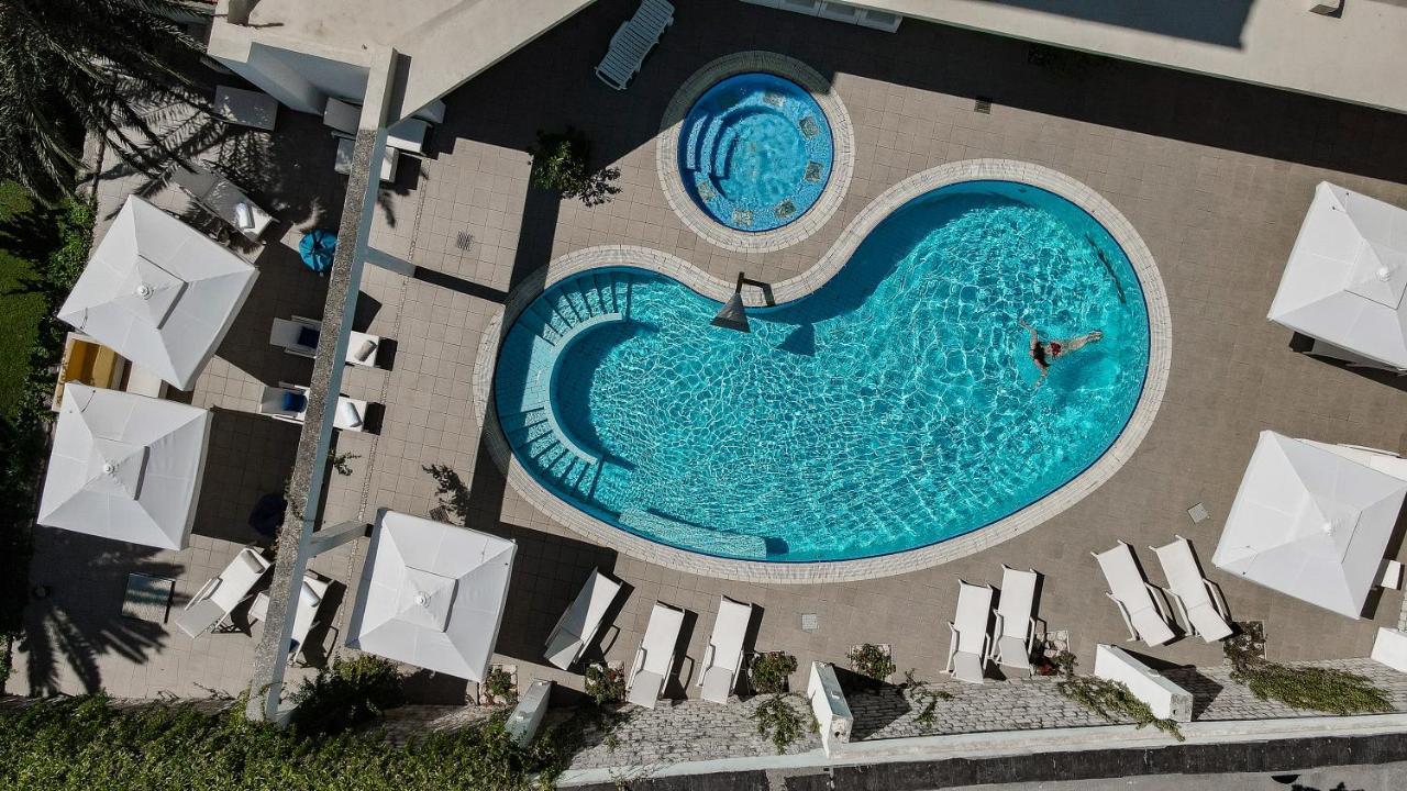 Hotel International Rab Town Extérieur photo