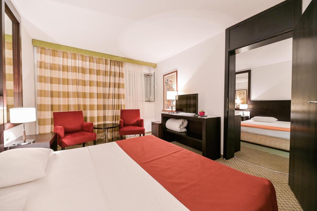 Hotel International Rab Town Extérieur photo