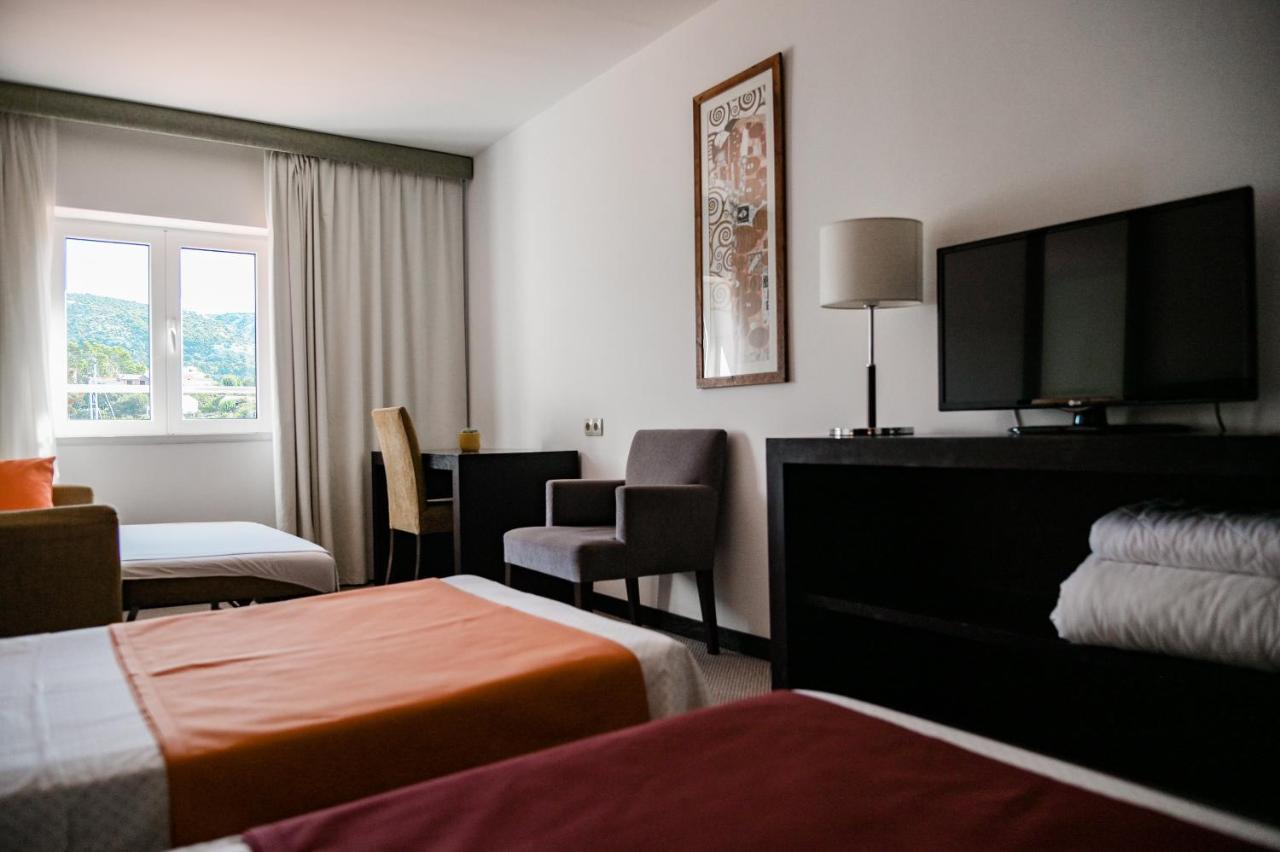 Hotel International Rab Town Extérieur photo