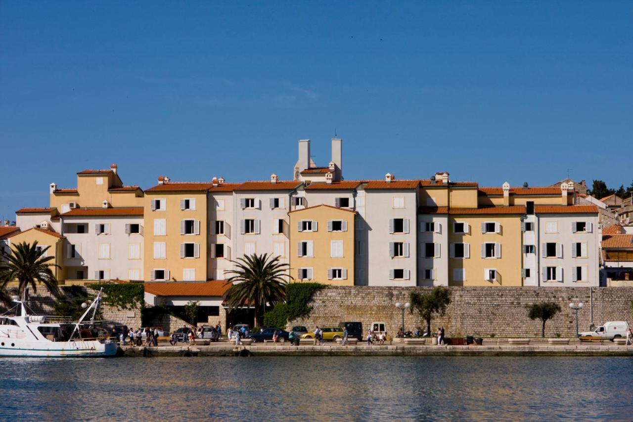 Hotel International Rab Town Extérieur photo